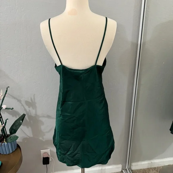 Vintage Dark Green Lingerie Slip - Picture 4 of 7